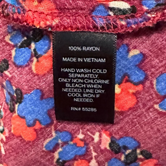 Express Mini Floral Causal Dress with Pockets - Picture 6 of 7